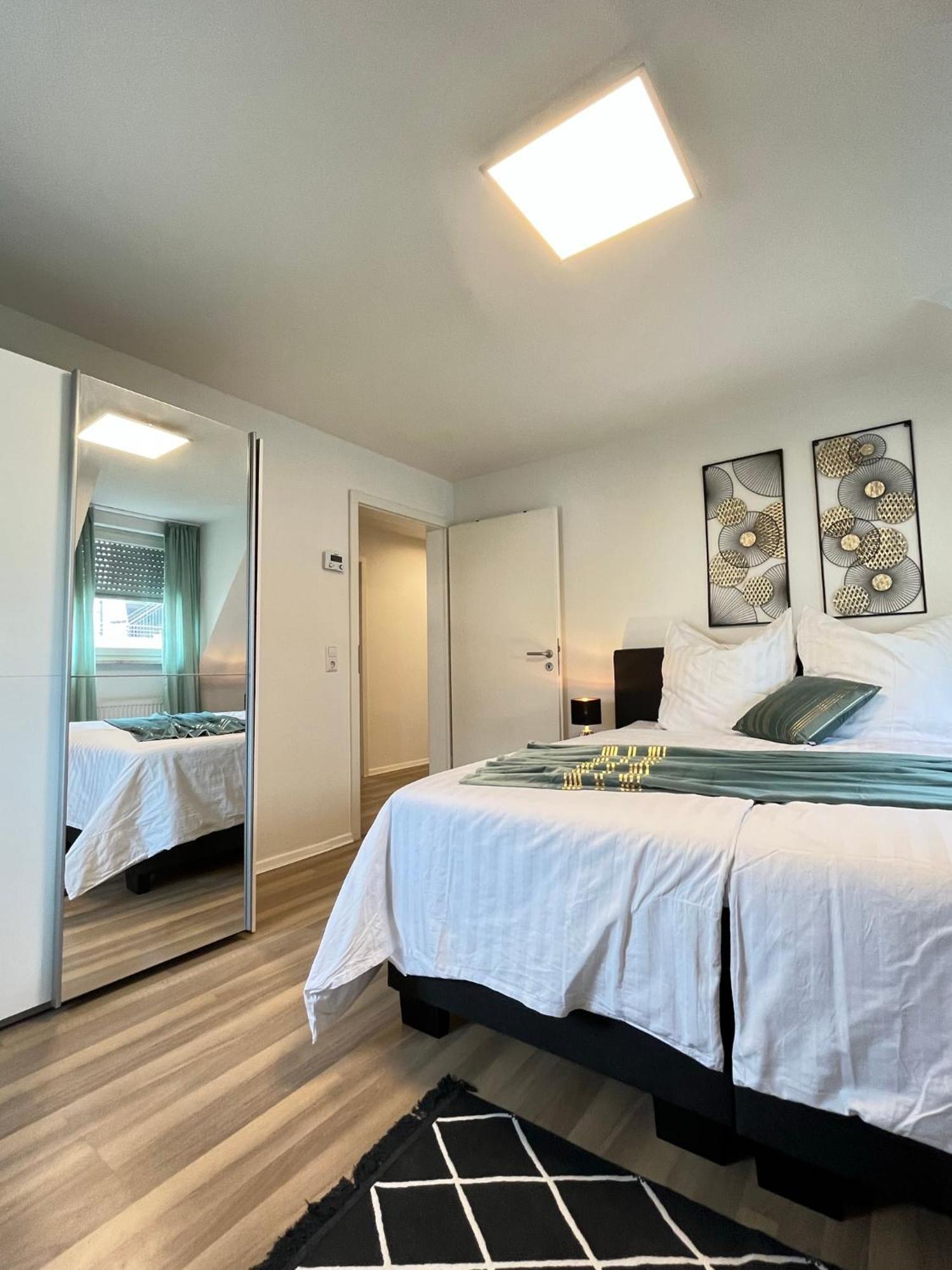 3room-central-modern Near Mtu- The Zeppelin By Lakescape Fewos